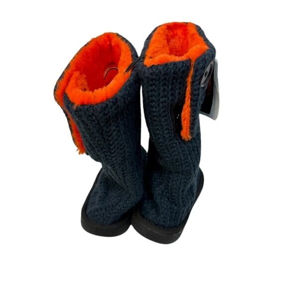 NWT NFL Chicago Bears Forever Collectibles Knit High End Button Boot Slipper S - Picture 5 of 8